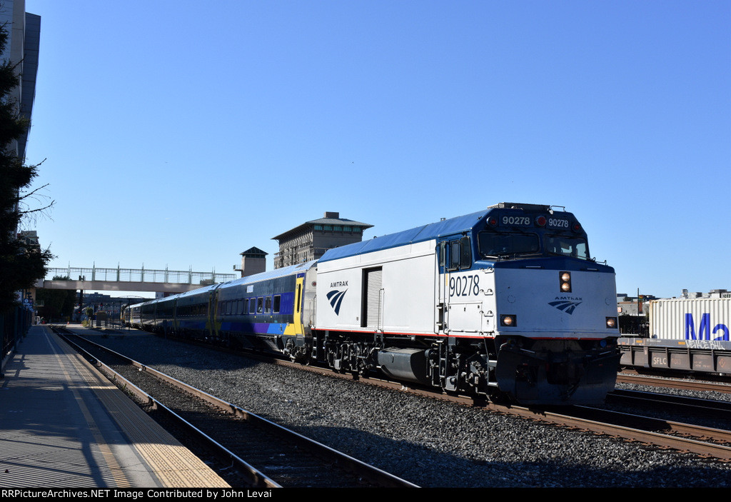 F40 Cabbage Car # 90278 leads Amtrak San Joaquin Train # 712 out of Emeryville Station heading to Bakersfield